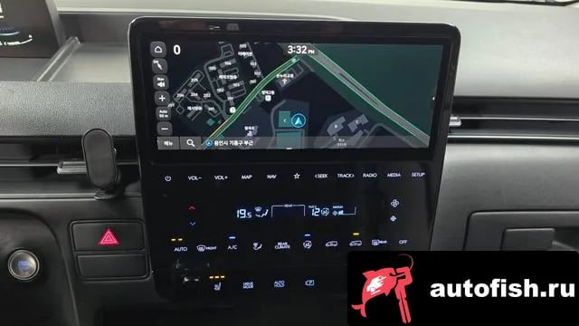 Hyundai Staria Staria 2022 года - похожие автомобили