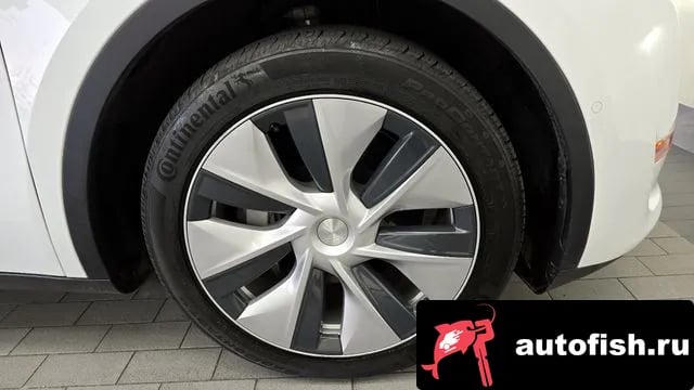 Tesla Model Y Model Y 2022 года - вид 5