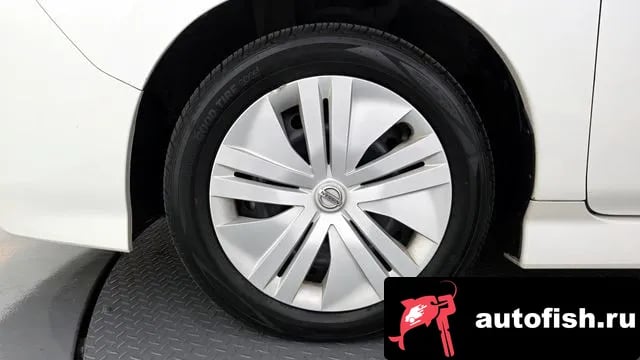 Nissan Leaf Leaf (ZE1) 2019 года - вид 5