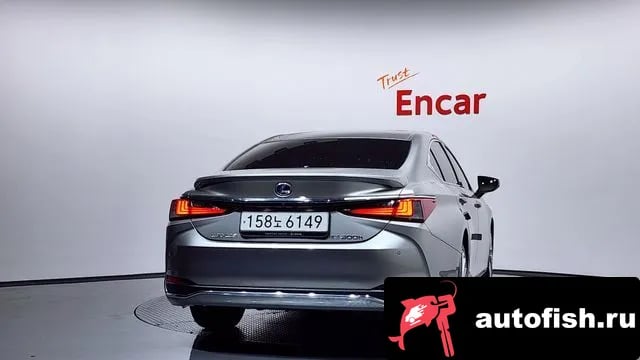 Lexus ES ES300h 7th generation 2021 года - вид 4