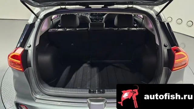 Kia Niro The New Niro 2019 года - похожие автомобили