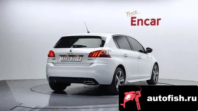 Peugeot 308 308 second generation 2018 года - вид 2