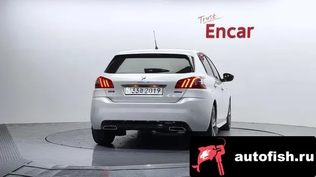 Peugeot 308 308 second generation 2018 года - вид 4