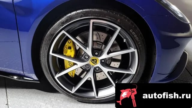 Lotus Emira Emira 2024 года - похожие автомобили