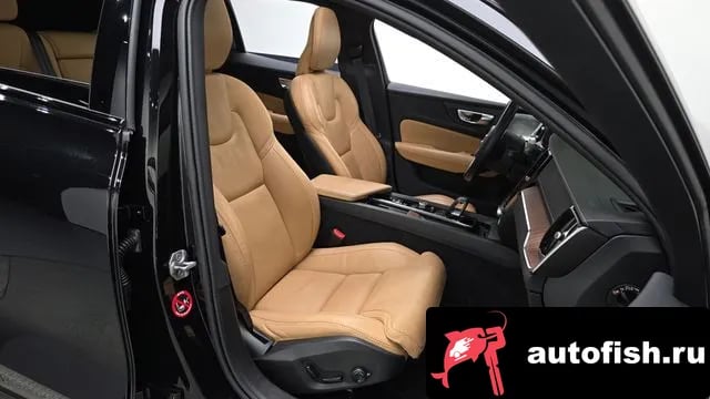 Volvo V60 V60 Cross-country 2nd Generation 2021 года - похожие автомобили