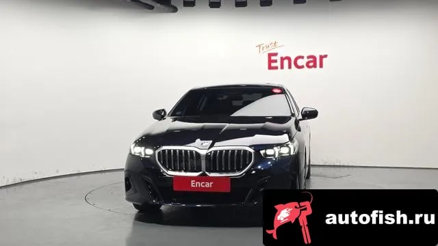 BMW 5-Series 5 Series (G60) 2025 года - вид 3
