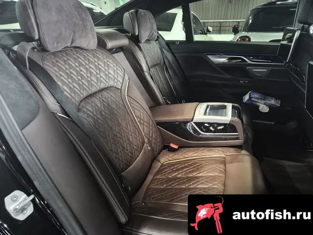 BMW 7-Series 7 Series (G11) 2021 года - вид 5