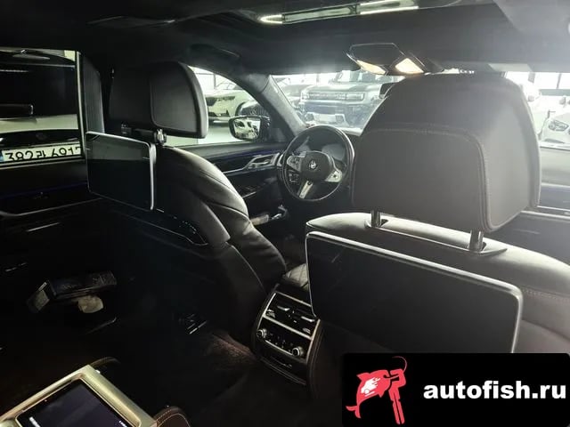 BMW 7-Series 7 Series (G11) 2021 года - похожие автомобили