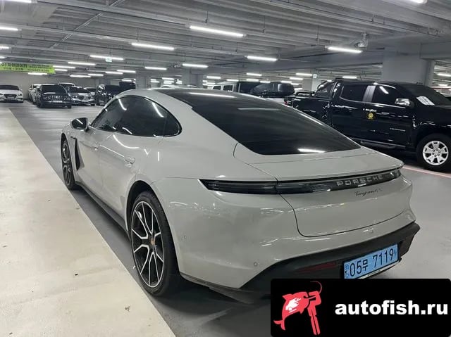 Porsche Taycan Taikan 2024 года - вид 2