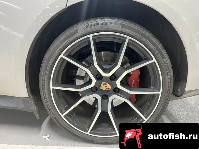 Porsche Taycan Taikan 2024 года - вид 6