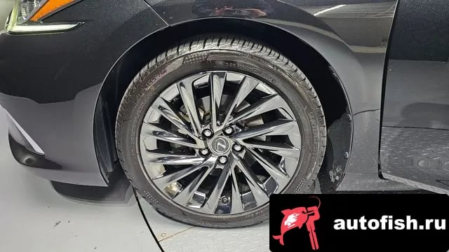 Lexus ES ES300h 7th generation 2018 года - вид 5