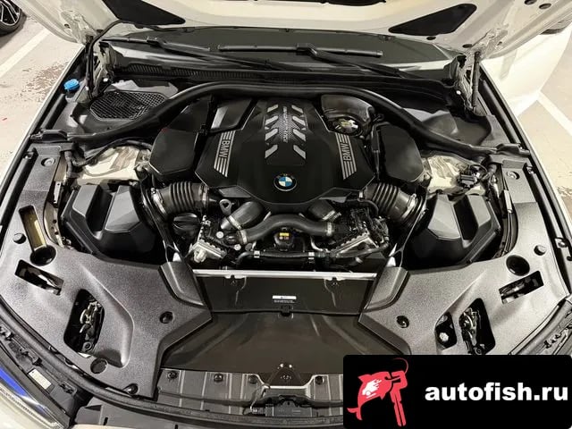 BMW 5-Series 5 Series (G30) 2022 года - вид 6