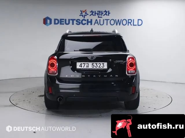 Mini Countryman Cooper D Country Man 2018 года - вид 4
