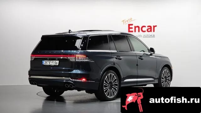 Lincoln Aviator Aviator 2nd generation 2020 года - вид 2