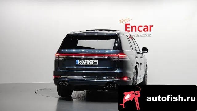 Lincoln Aviator Aviator 2nd generation 2020 года - вид 4