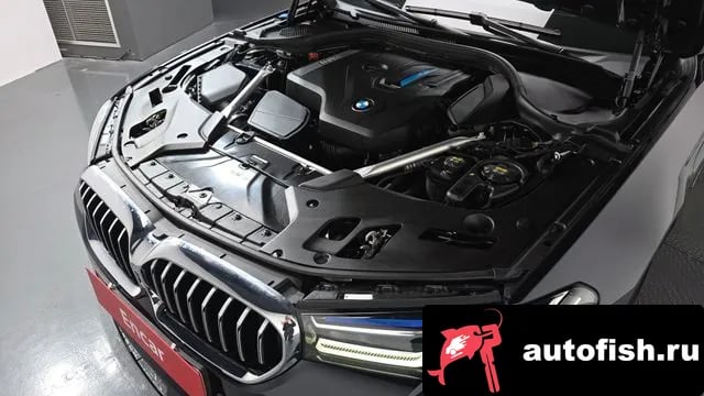 BMW 5-Series 5 Series (G30) 2022 года - вид 6