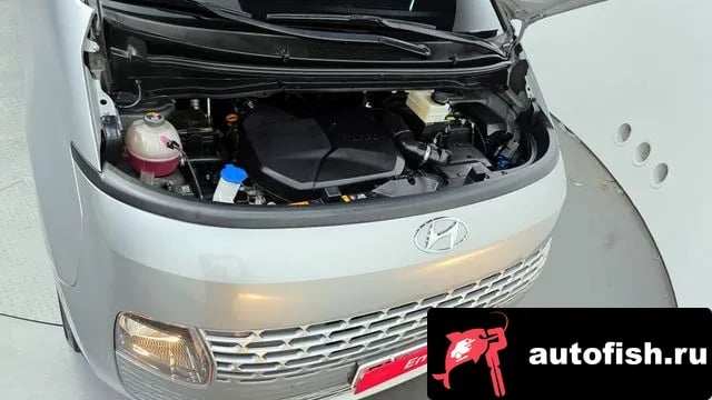 Hyundai Staria Staria 2021 года - вид 6