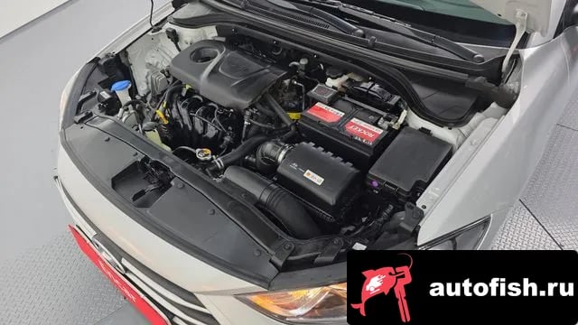 Hyundai AVANTE Avante AD 2017 года - вид 6