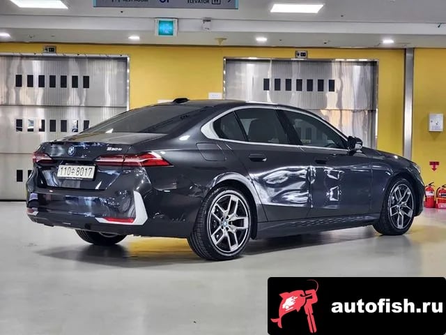 BMW 5-Series 5 Series (G60) 2025 года - вид 2