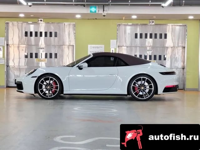 Porsche 911 911 (992) 2020 года - вид 2