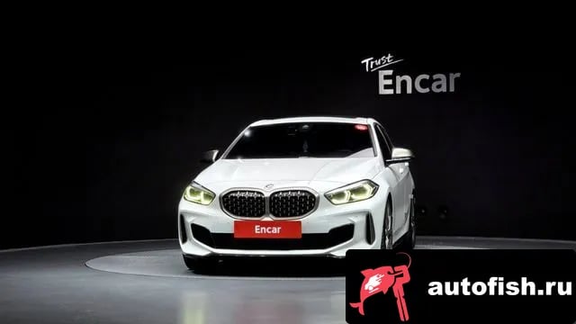 BMW 1-Series 1 Series (F40) 2022 года - вид 3