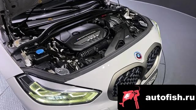 BMW 1-Series 1 Series (F40) 2022 года - вид 6