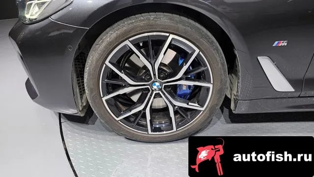 BMW 5-Series 5 Series (G30) 2022 года - вид 5