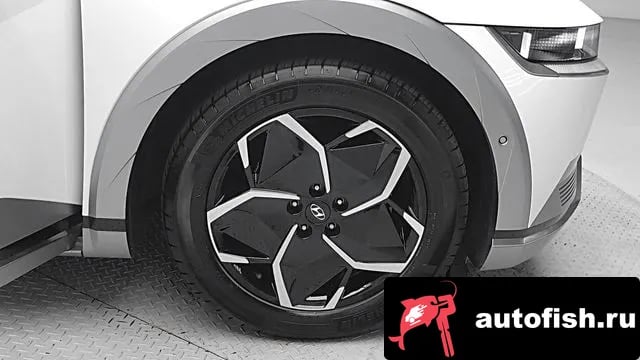 Hyundai Ioniq5 Ionic 5 2021 года - похожие автомобили