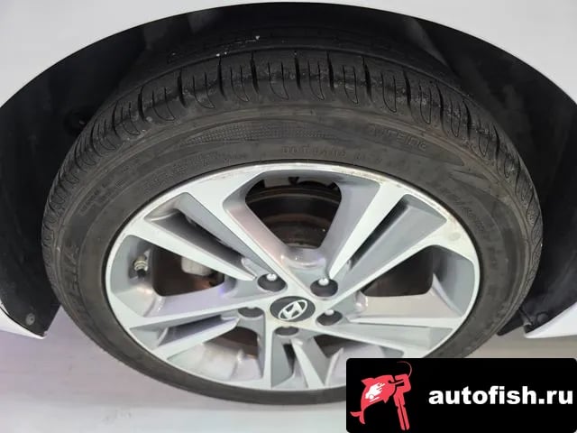 Hyundai AVANTE Avante AD 2018 года - вид 5