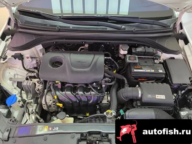 Hyundai AVANTE Avante AD 2018 года - вид 6