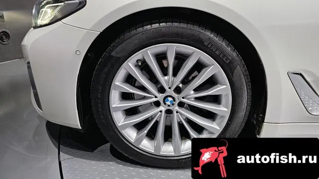 BMW 5-Series 5 Series (G30) 2021 года - вид 5