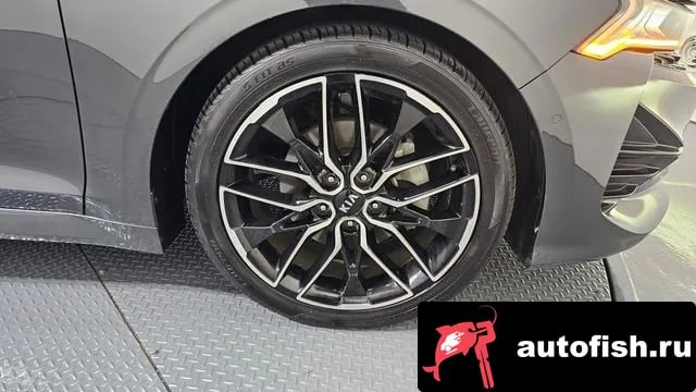 Kia K5 K5 3rd generation 2021 года - похожие автомобили