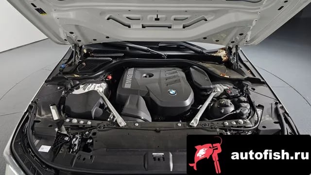 BMW 5-Series 5 Series (G60) 2025 года - похожие автомобили