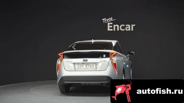 Toyota Prius Prius 4th Generation 2018 года - вид 4