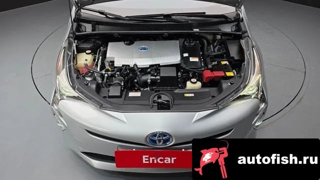 Toyota Prius Prius 4th Generation 2018 года - похожие автомобили