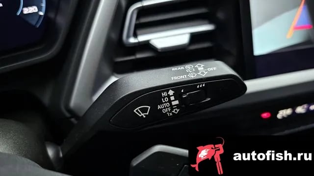 Audi Q4 e-tron Q4 e-Tron (F4) 2023 года - похожие автомобили
