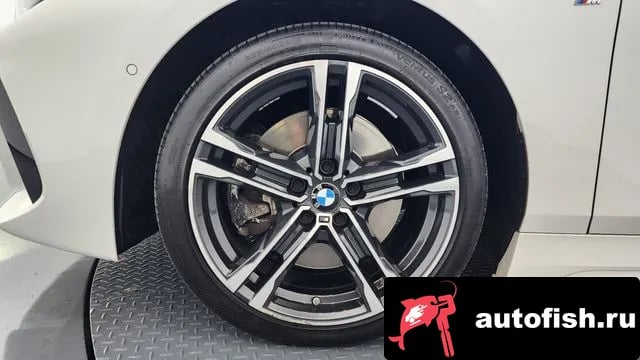 BMW 1-Series 1 Series (F40) 2022 года - вид 5