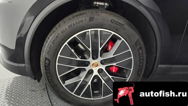 Porsche Macan Makan EV 2025 года - вид 5