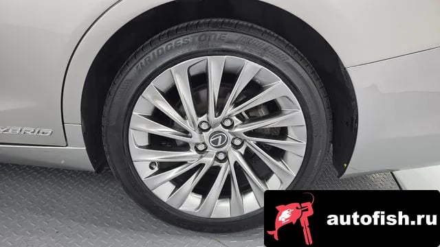 Lexus ES ES300h 7th generation 2021 года - вид 5