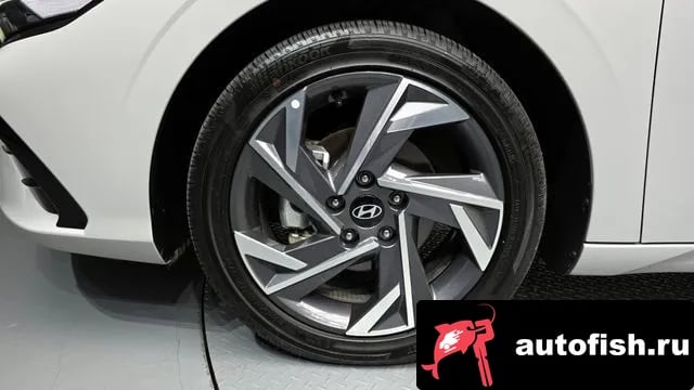 Hyundai AVANTE The New Avante (CN7) 2025 года - похожие автомобили