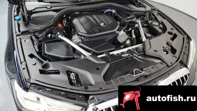 BMW 5-Series 5 Series (G30) 2023 года - вид 6