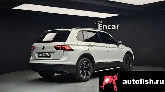 Volkswagen Tiguan Tiguan second Generation 2020 года - вид 2
