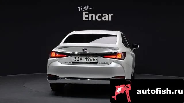 Lexus ES ES300h 7th generation 2019 года - похожие автомобили