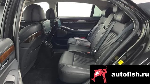 Genesis EQ900 EQ900 2018 года - похожие автомобили