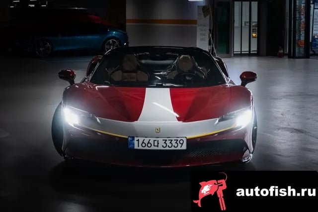 Ferrari SF90 SF90 Spider 2023 года - вид 2
