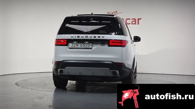 Land Rover Discovery Discovery 5 2018 года - вид 4
