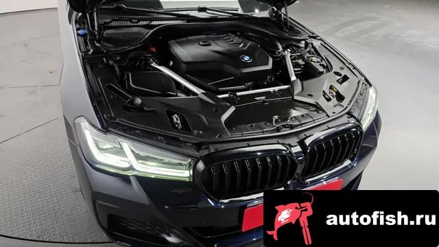 BMW 5-Series 5 Series (G30) 2022 года - вид 6