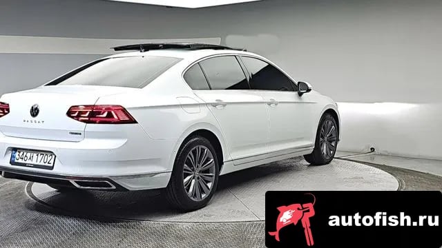Volkswagen Passat Passat GT (B8) 2022 года - вид 4