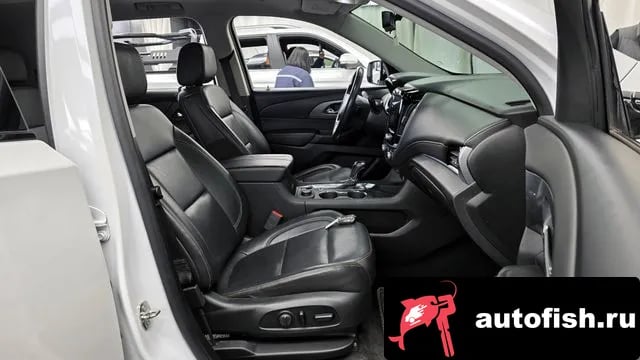 Chevrolet (GM Daewoo) Traverse Traverse 2020 года - похожие автомобили