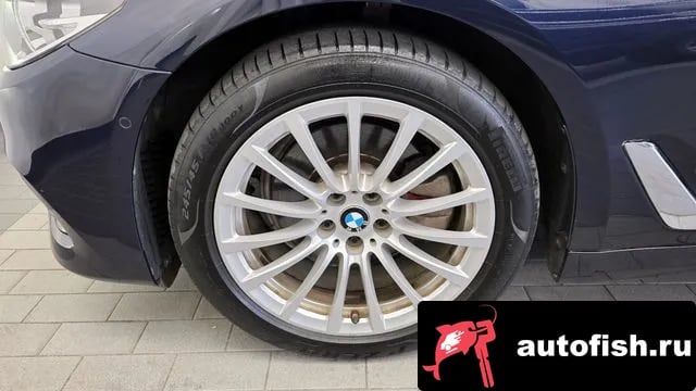 BMW 5-Series 5 Series (G30) 2019 года - вид 5